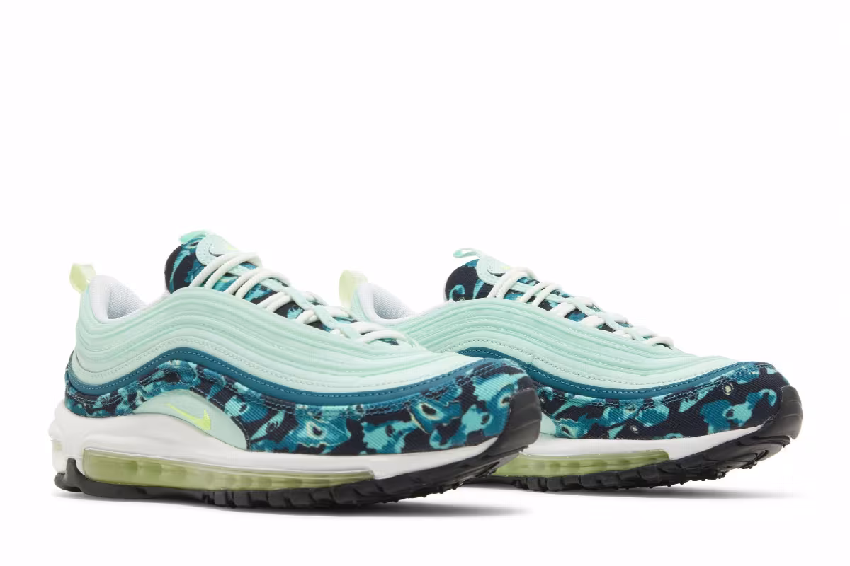 Nike Women's Air Max 97 Moth Camo, view 9