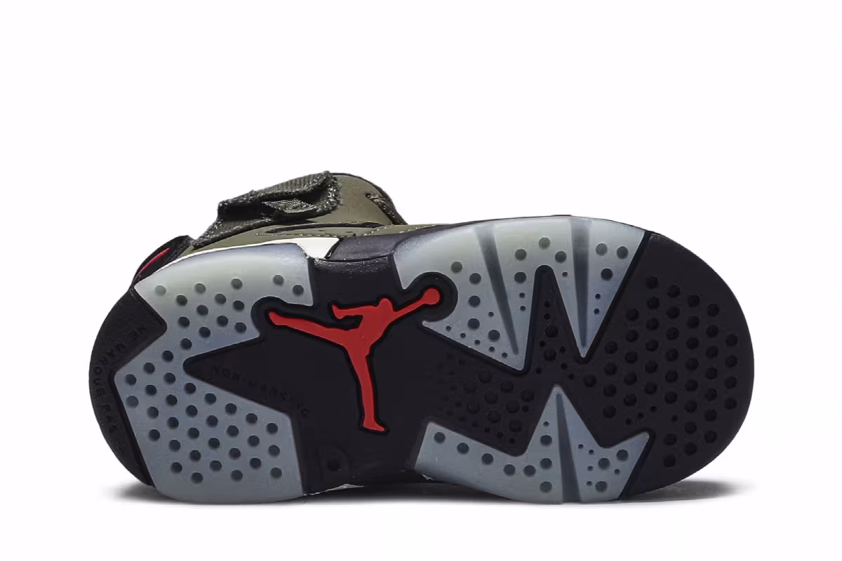 Travis Scott x Air Jordan 6 TD Olive, view 5
