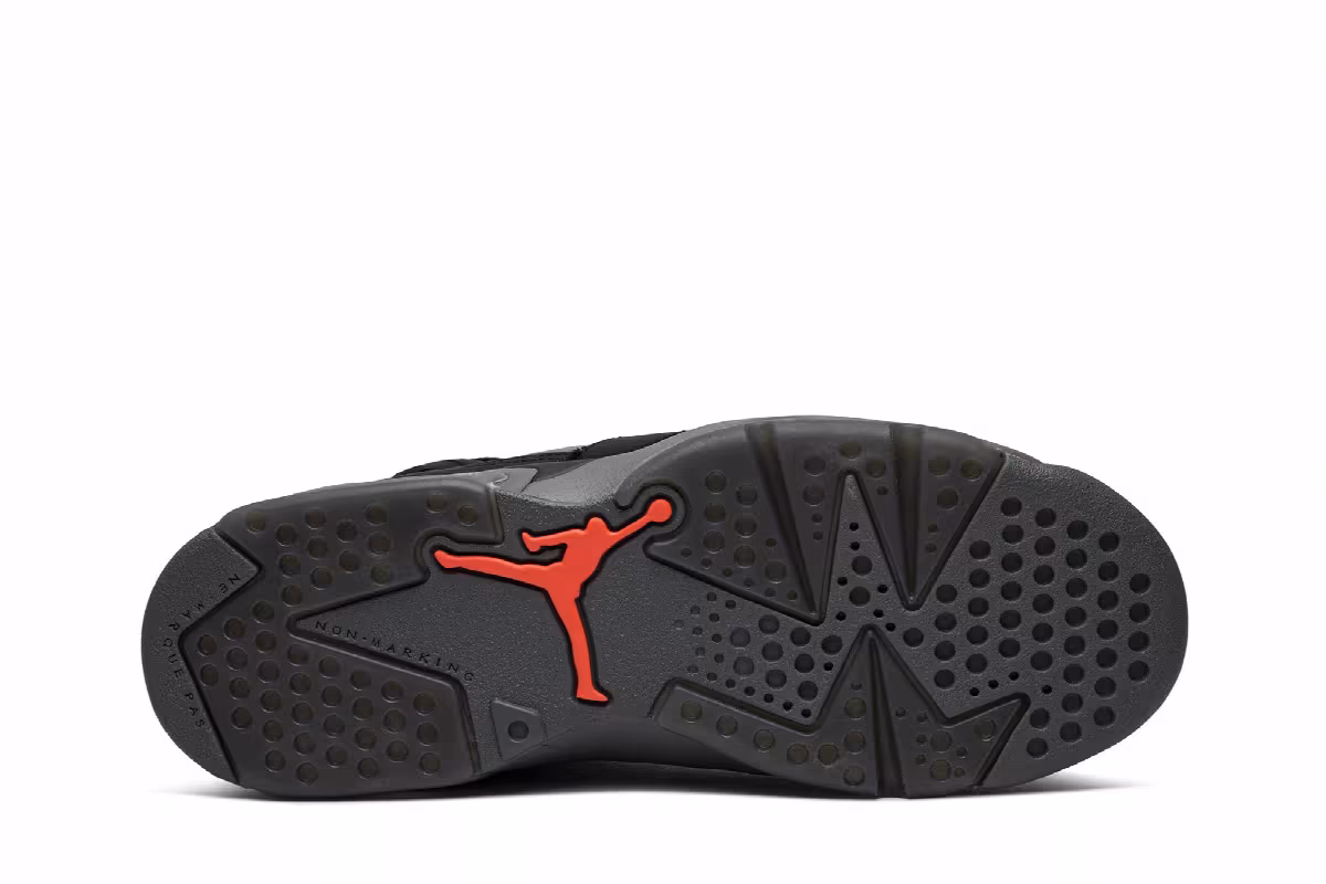 Paris Saint-Germain x Air Jordan 6 BG Iron Grey, view 5