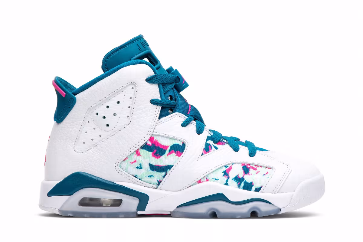 Air Jordan 6 GS Green Abyss, view 2