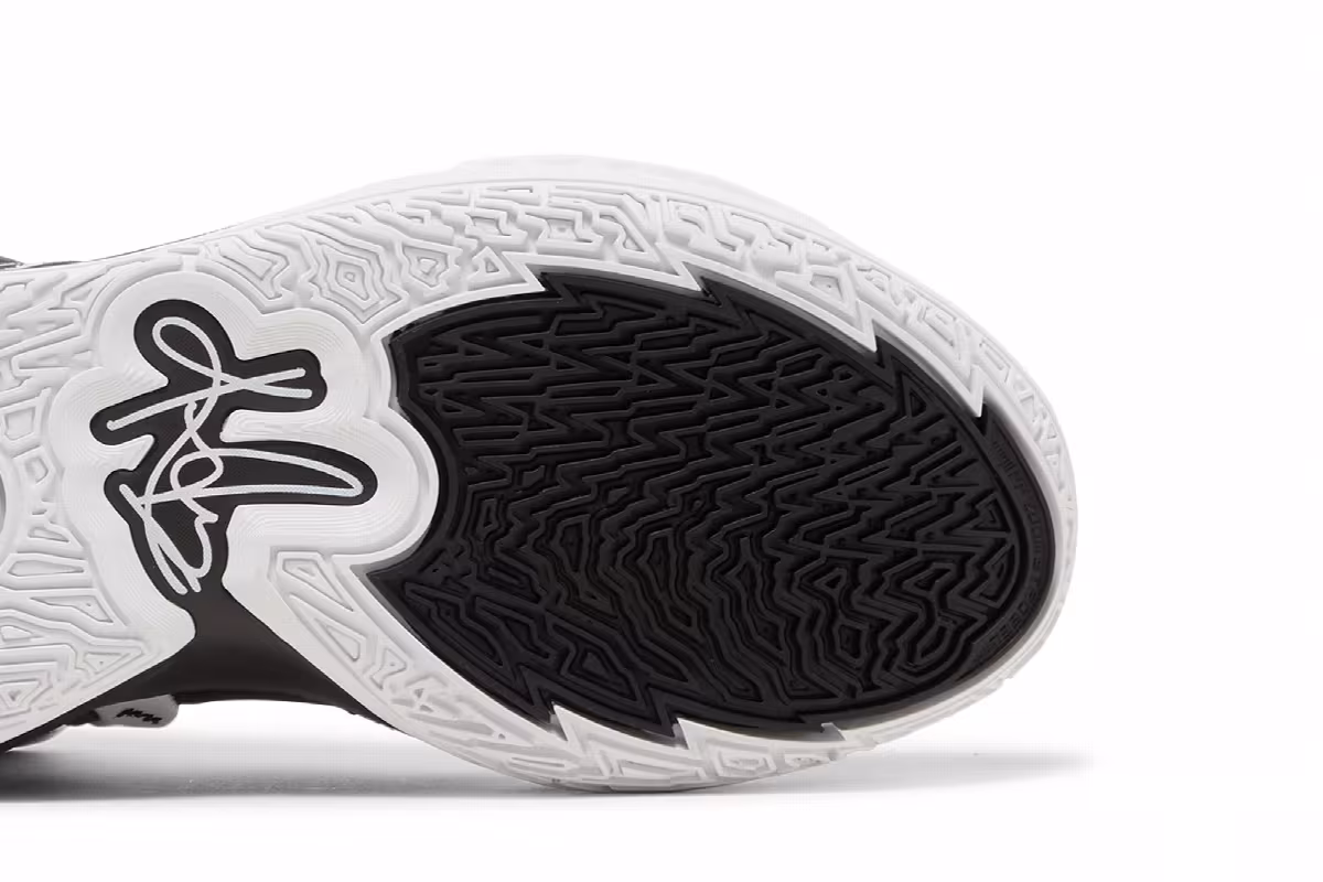 Nike Kyrie Infinity TB Black White, view 6