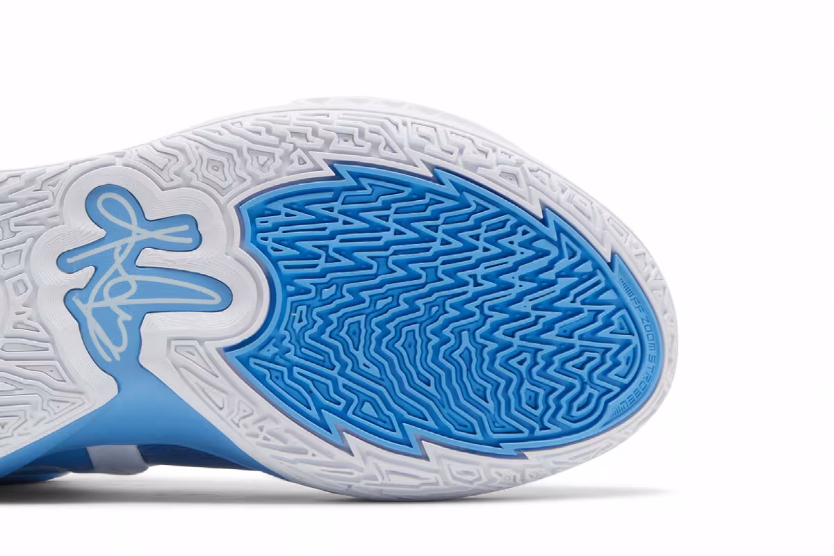 Nike Men's Kyrie Infinity TB University Blue, view 6