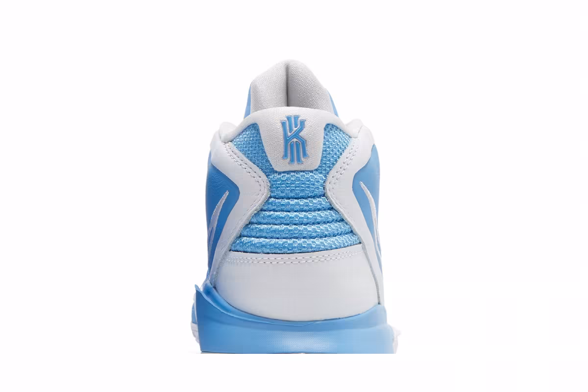 Nike Men's Kyrie Infinity TB University Blue, view 8