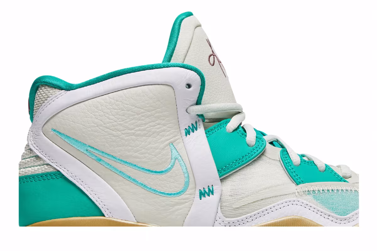 Sue Bird x Nike Kyrie Infinity EP Golden Tribute, view 3