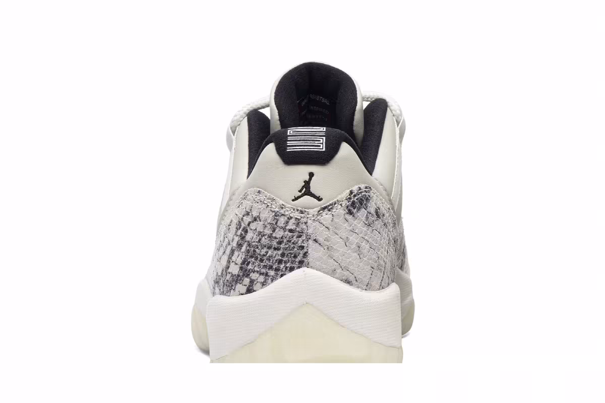 Air Jordan 11 Low Light Bone Snakeskin, view 8