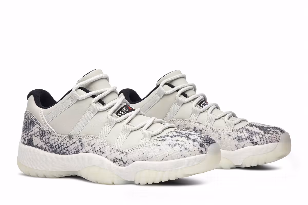 Air Jordan 11 Low Light Bone Snakeskin, view 9