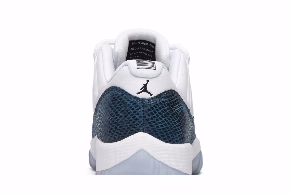 Air Jordan 11 Low Snakeskin 2019, view 8