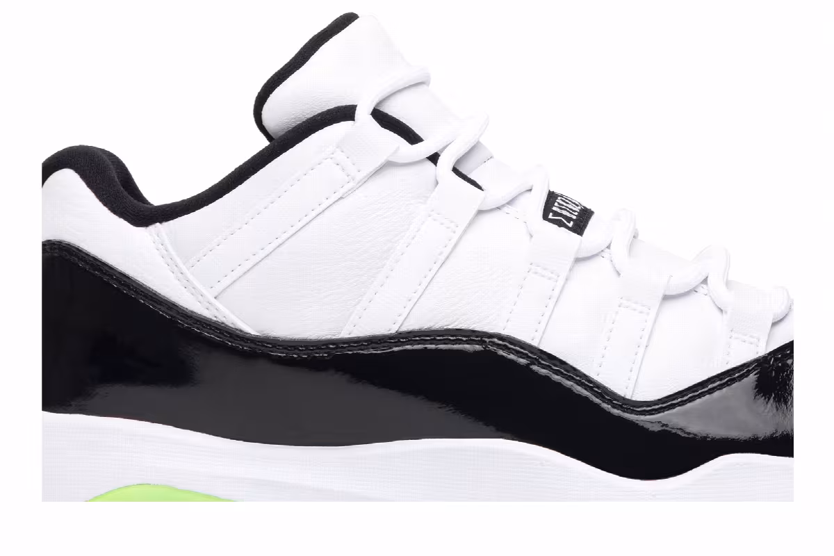 Air Jordan 11 Low Golf Concord, view 3