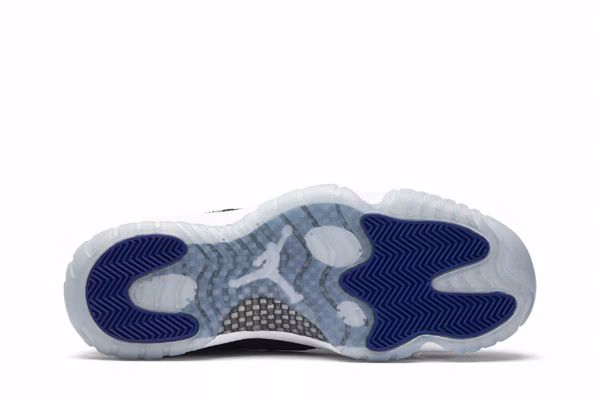 Air Jordan 11 Low IE Space Jam, view 5