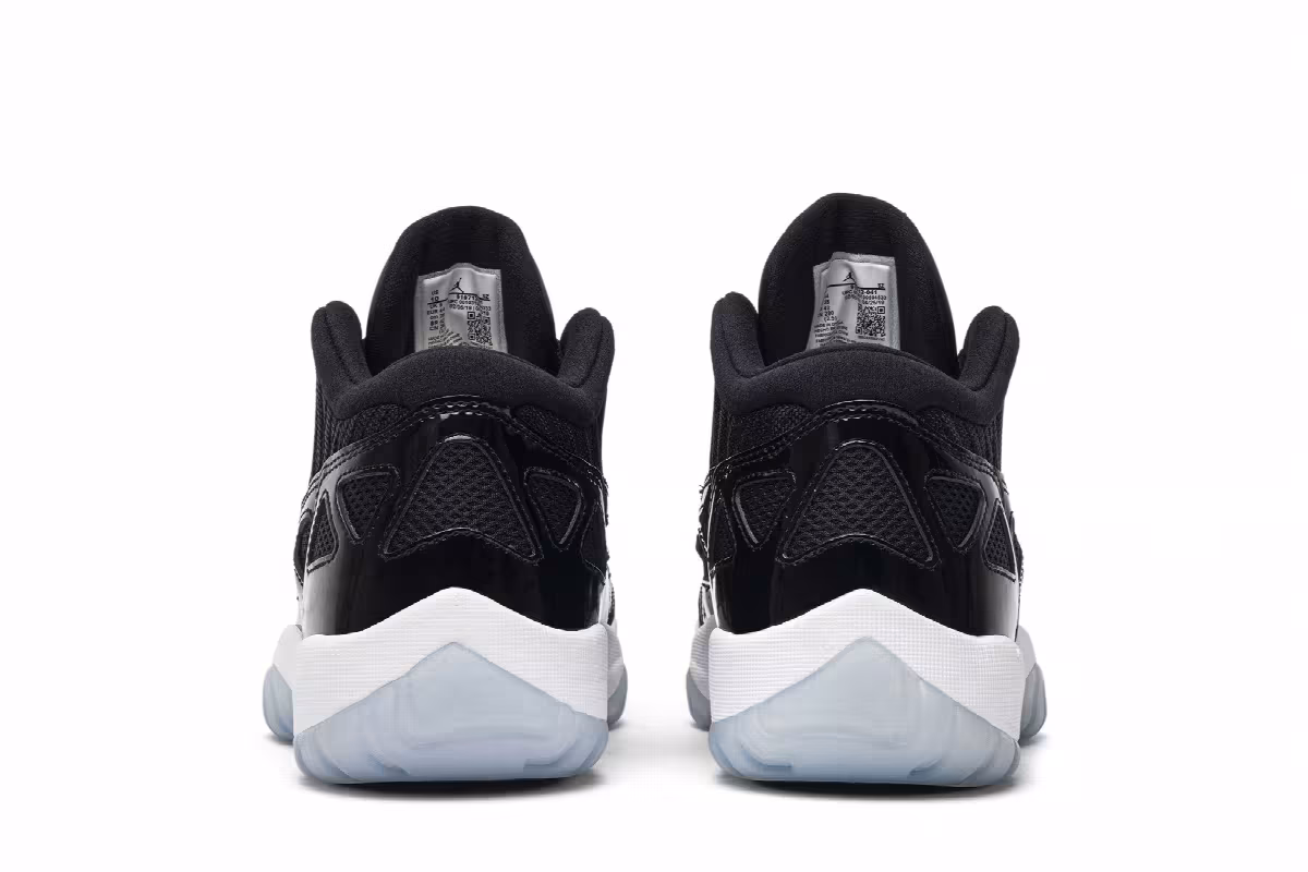Air Jordan 11 Low IE Space Jam, view 7