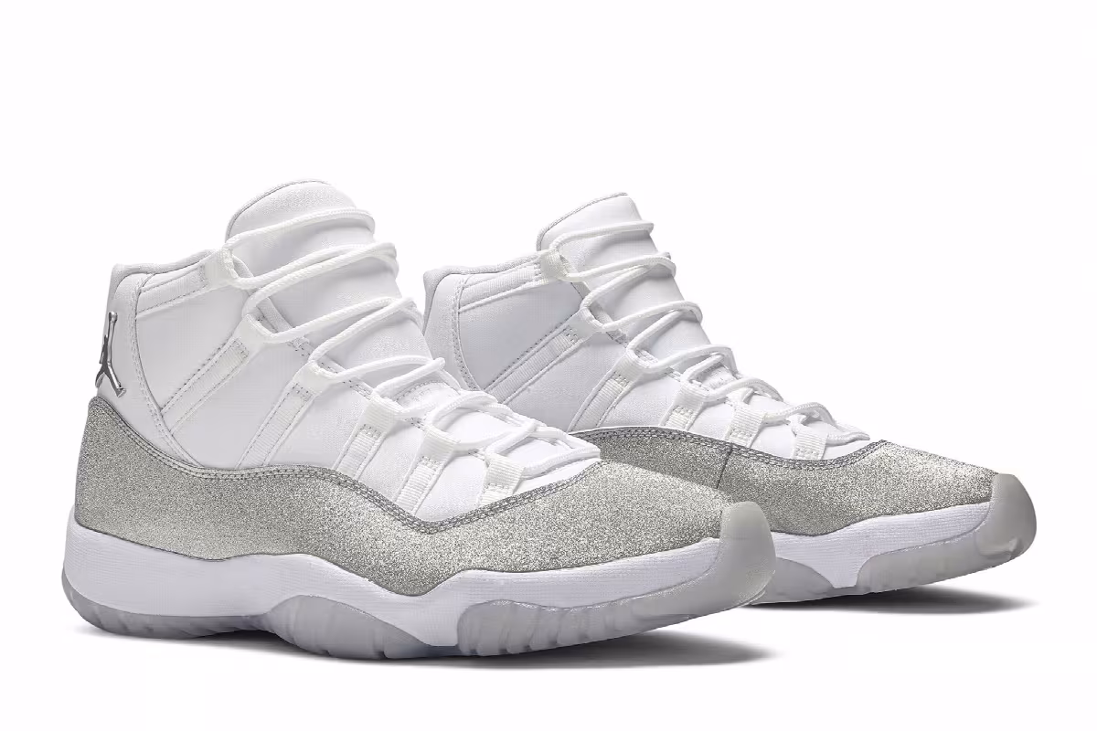 Women's Air Jordan 11 Vast Grey, view 9