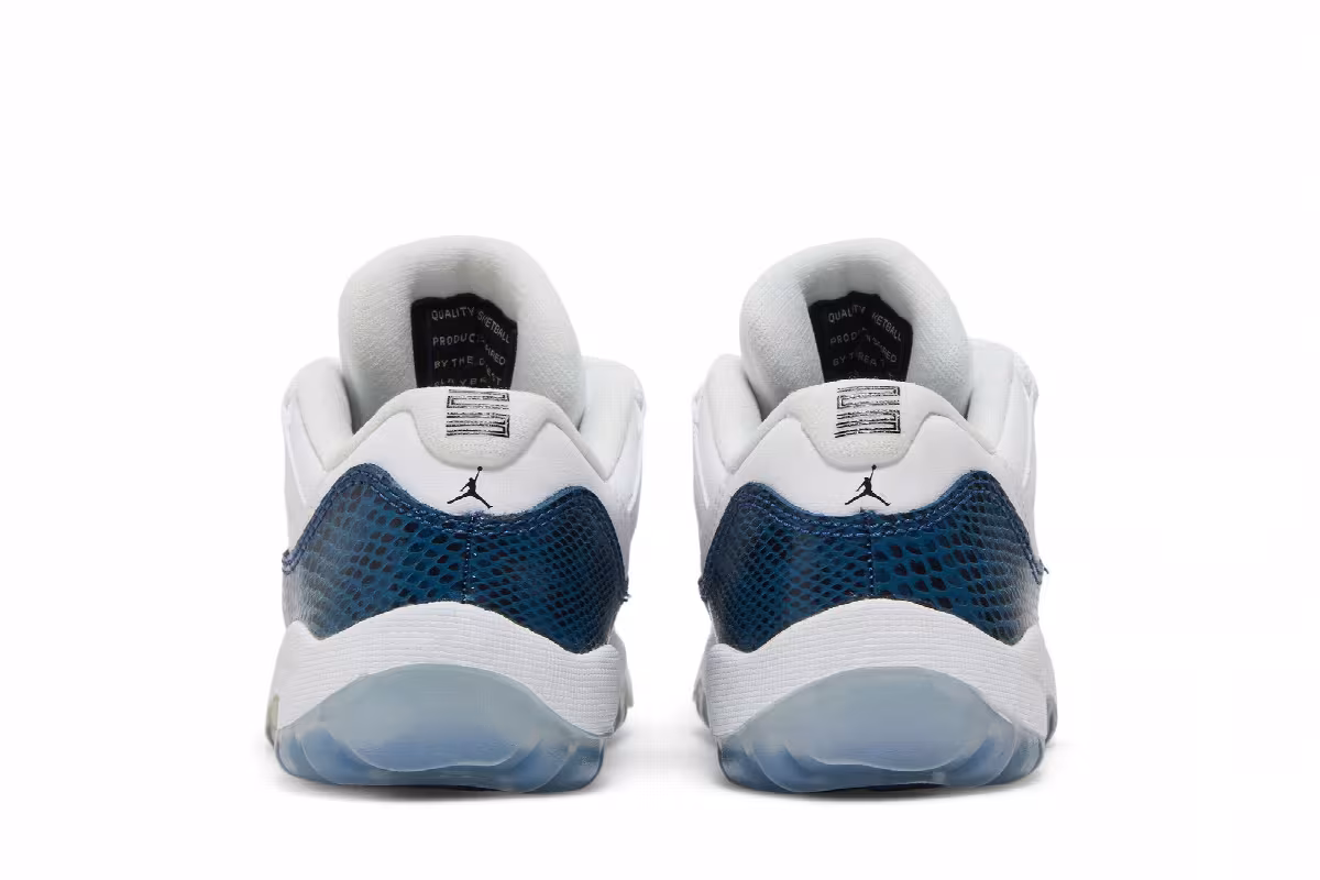 Air Jordan 11 Low PS Navy Snakeskin 2019, view 7
