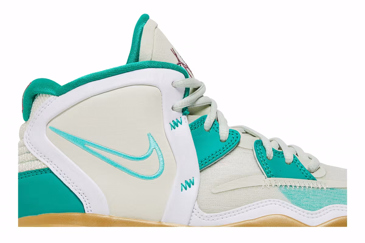 Sue Bird x Nike Kyrie Infinity GS Golden Tribute, view 3
