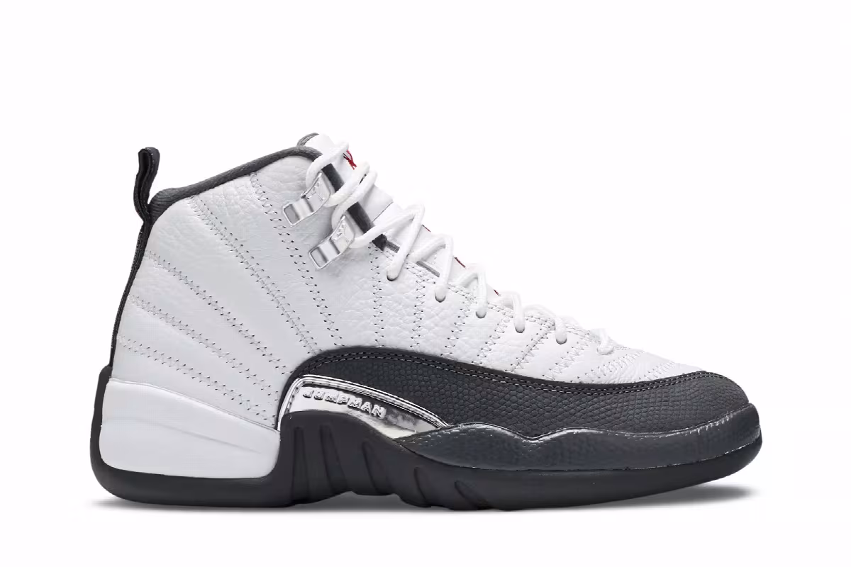 Air Jordan 12 BG Dark Grey, view 2