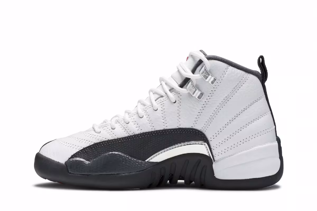 Air Jordan 12 BG Dark Grey, view 4