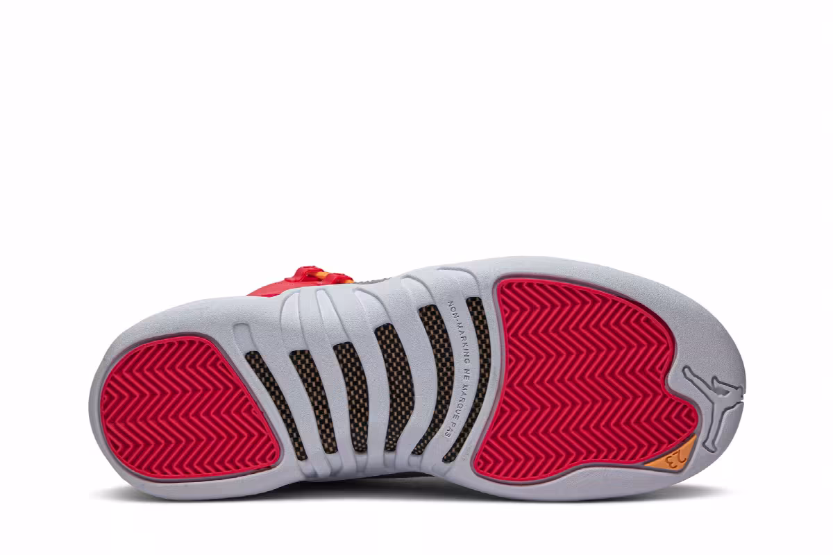 Air Jordan 12 GS Sunrise, view 5