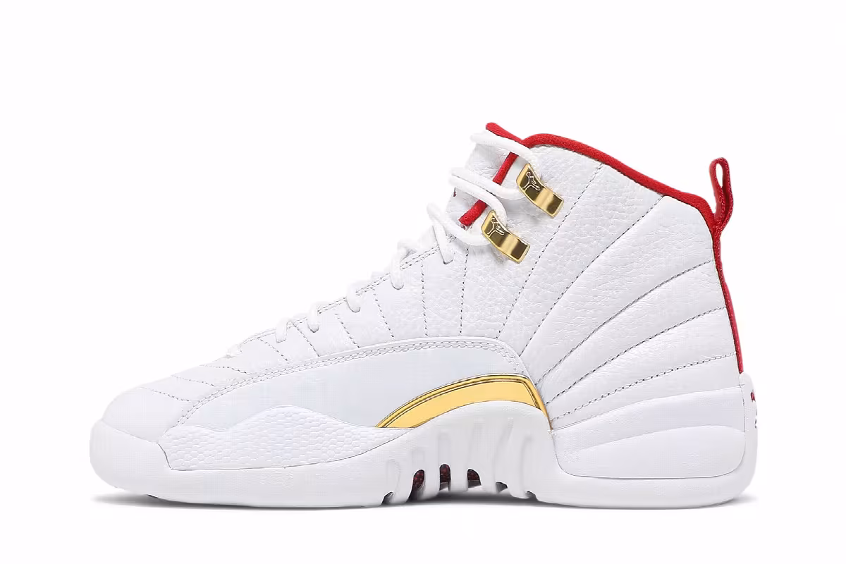 Air Jordan 12 GS FIBA, view 4