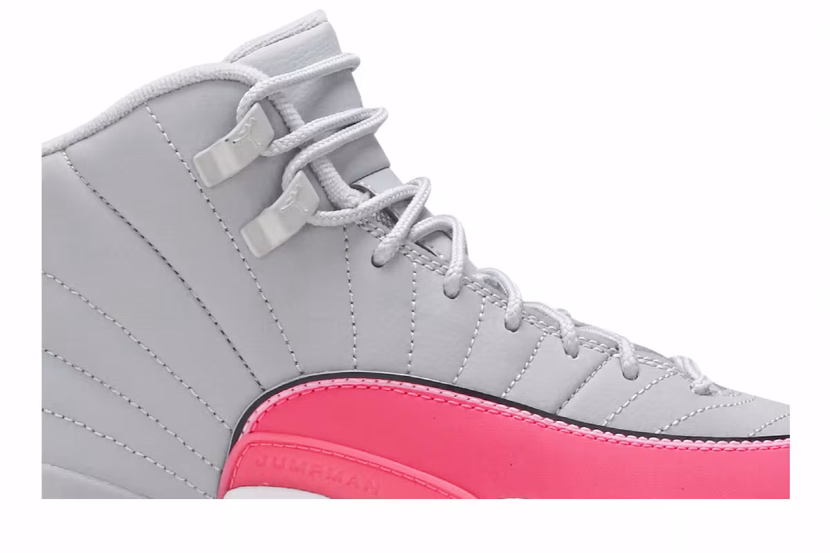 Air Jordan 12 GS Racer Pink, view 3