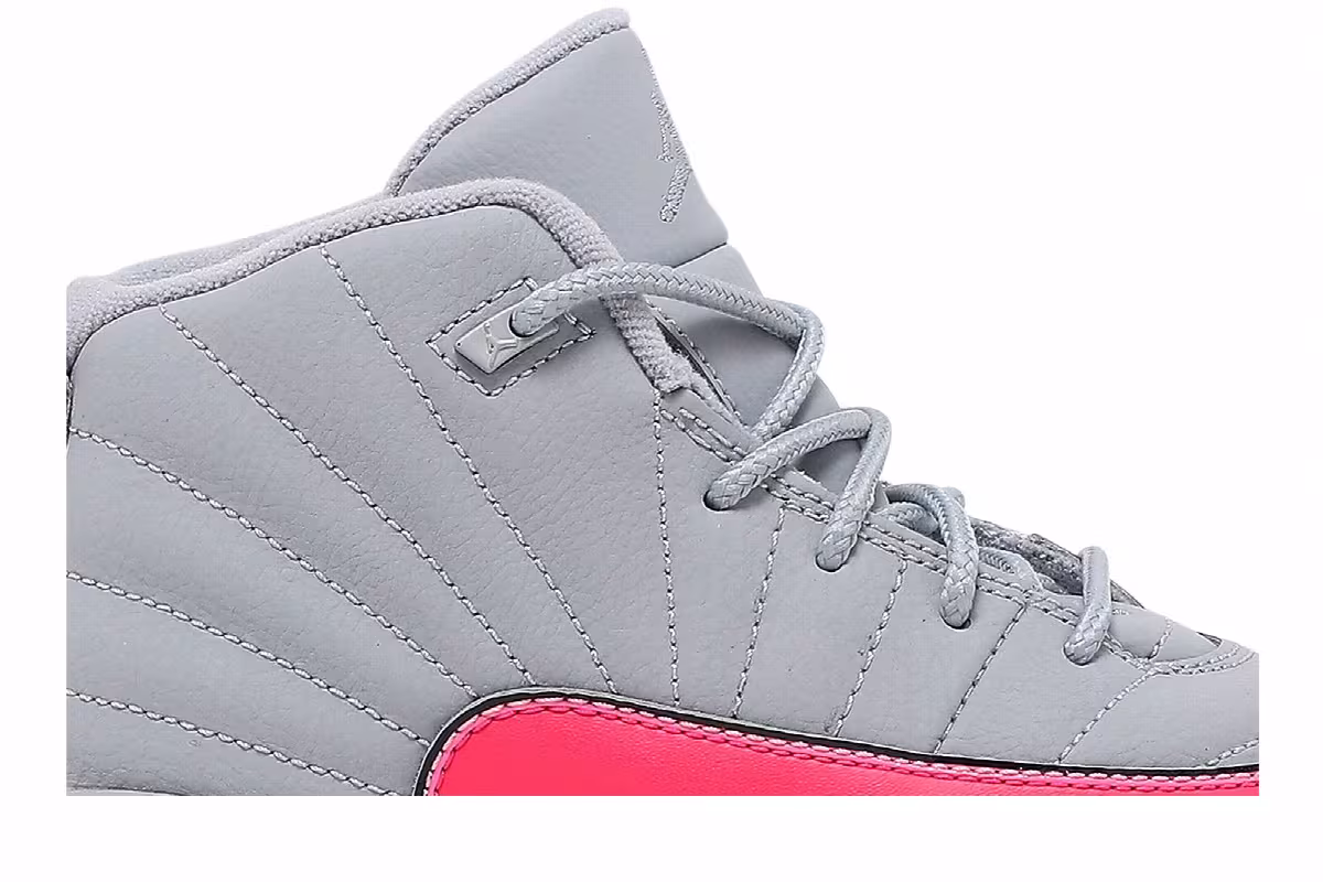 Air Jordan 12 PS Racer Pink, view 3