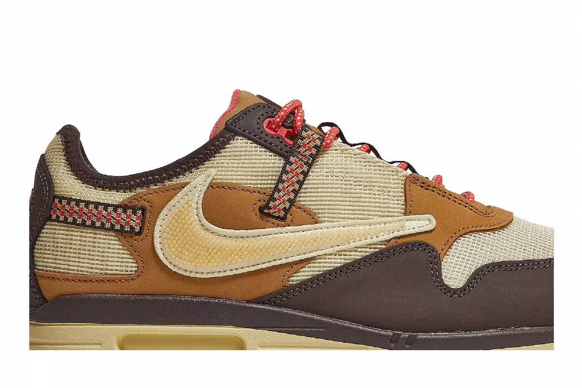 Travis Scott x Nike Air Max 1 Baroque Brown, view 3