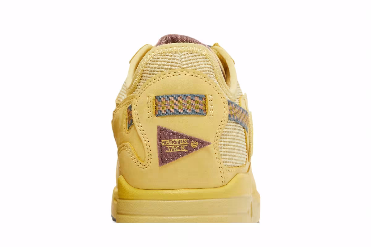 Travis Scott x Nike Air Max 1 Saturn Gold, view 8