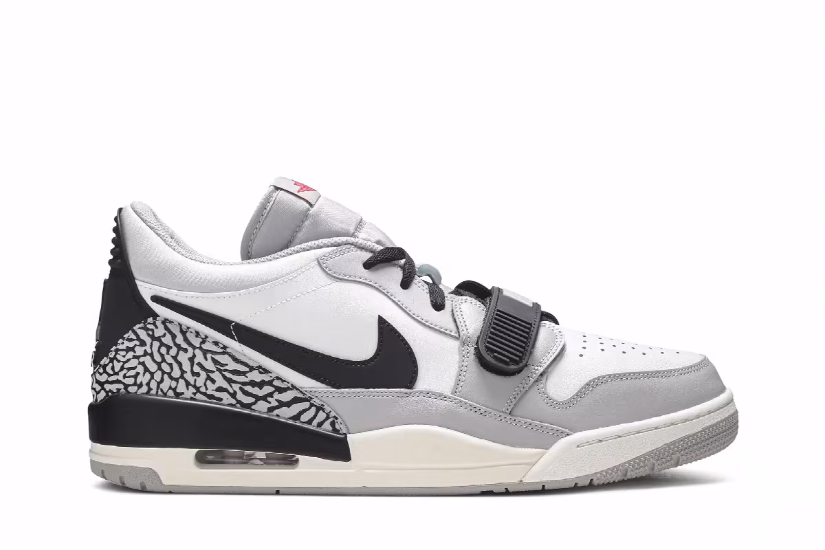 Air Jordan Legacy 312 Low Tech Grey, view 2
