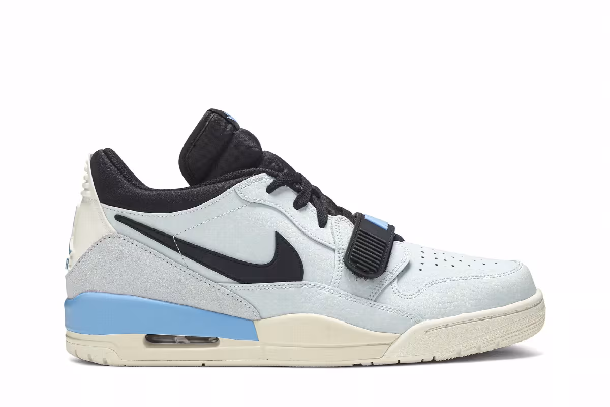 Air Jordan Legacy 312 Low Pale Blue, view 2
