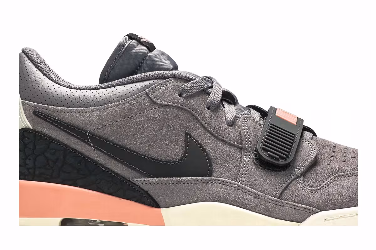 Air Jordan Legacy 312 Low Gunsmoke, view 3