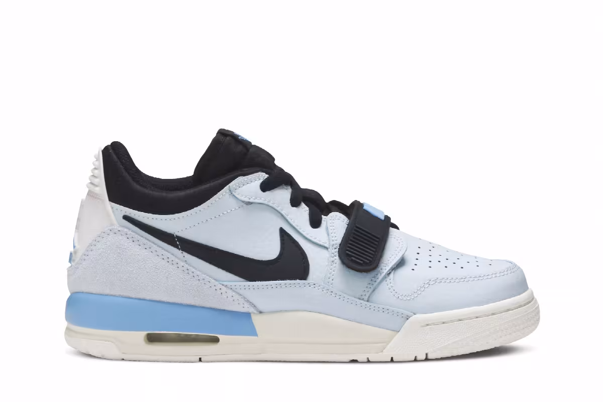 Air Jordan Legacy 312 Low GS Pale Blue, view 2