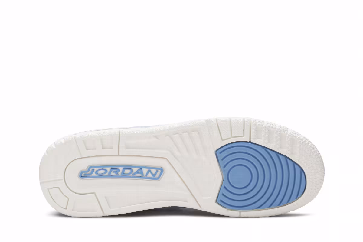 Air Jordan Legacy 312 Low GS Pale Blue, view 5