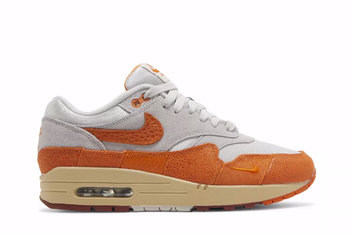 Nike Women's Air Max 1 Master - Magma Orange, view 2