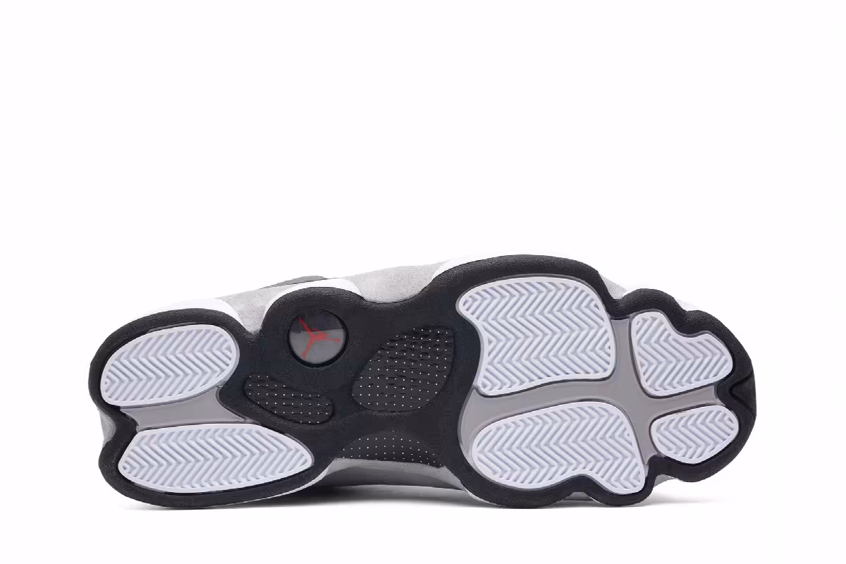 Air Jordan 13 Atmosphere Grey, view 5