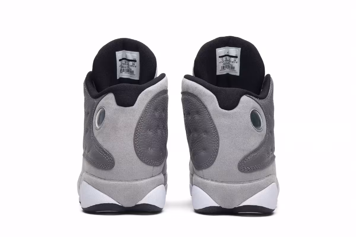 Air Jordan 13 Atmosphere Grey, view 7