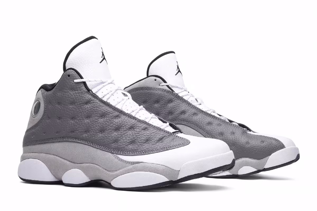 Air Jordan 13 Atmosphere Grey, view 9