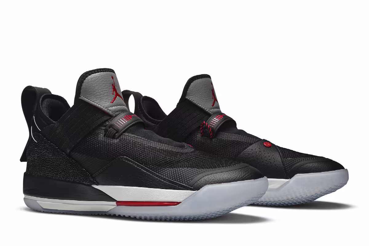 Air Jordan 33 SE Black Cement, view 9