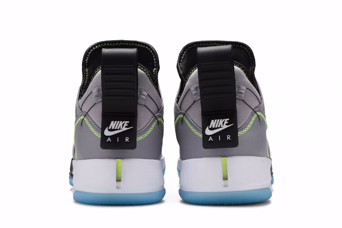 Air Jordan 33 SE PF Cement Grey, view 7