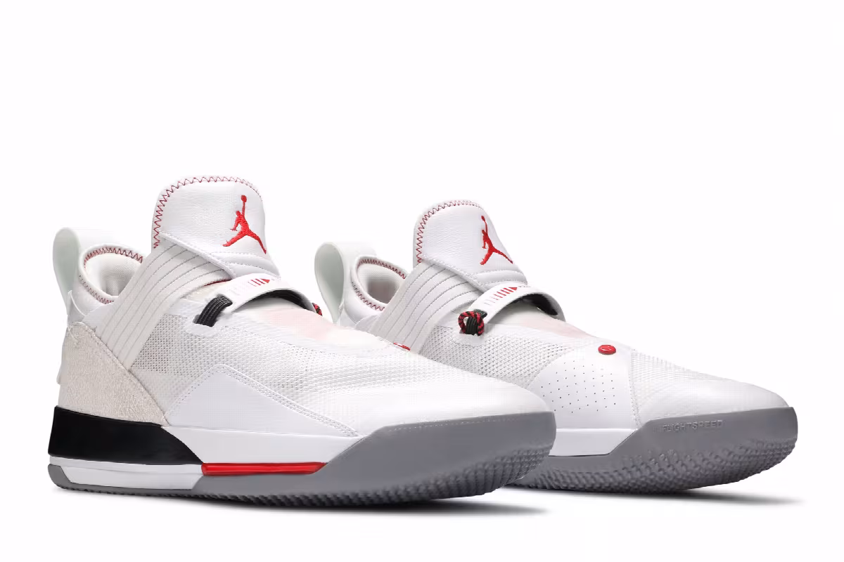 Air Jordan 33 Low SE White Cement, view 9