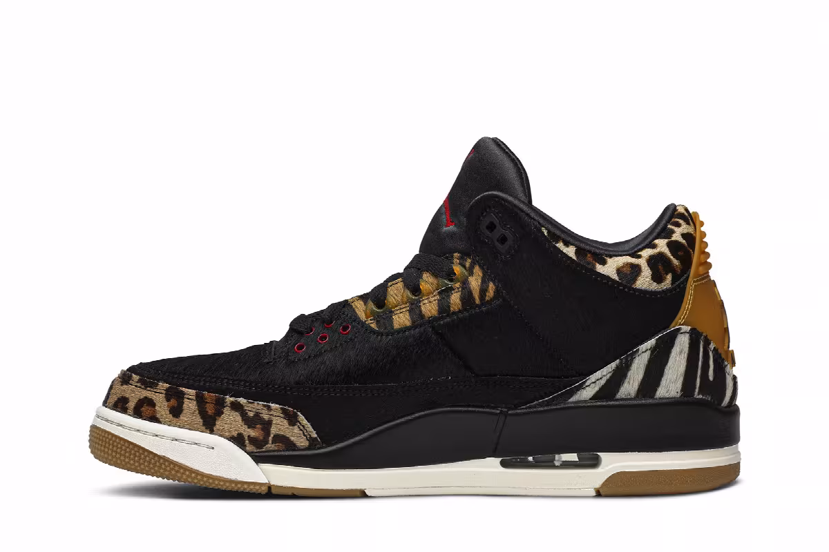 Air Jordan 3 SE Animal Instinct, view 4