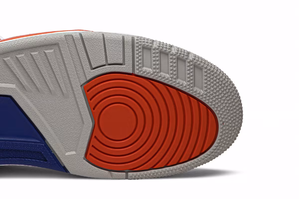 Air Jordan 3 Knicks Rivals, view 6