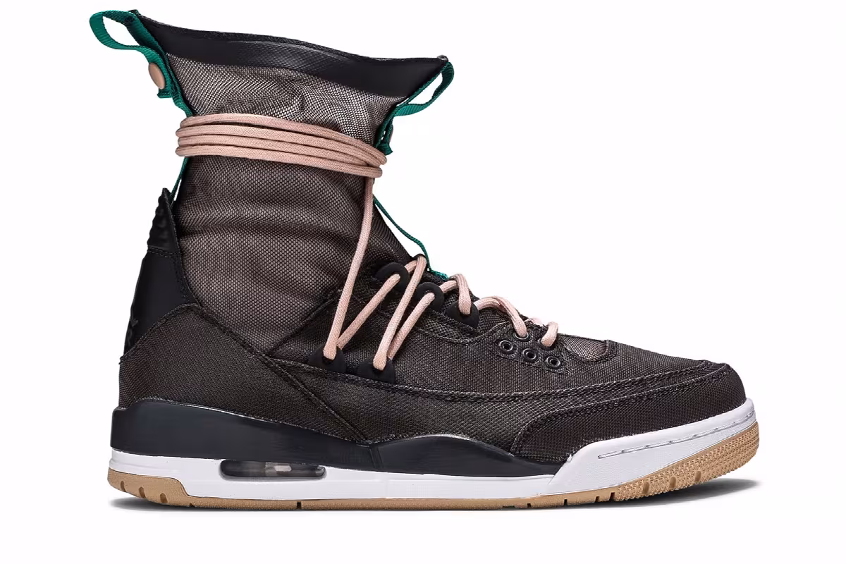 Women's Air Jordan 3 RTR Explorer Lite XX Anthracite Green, view 2