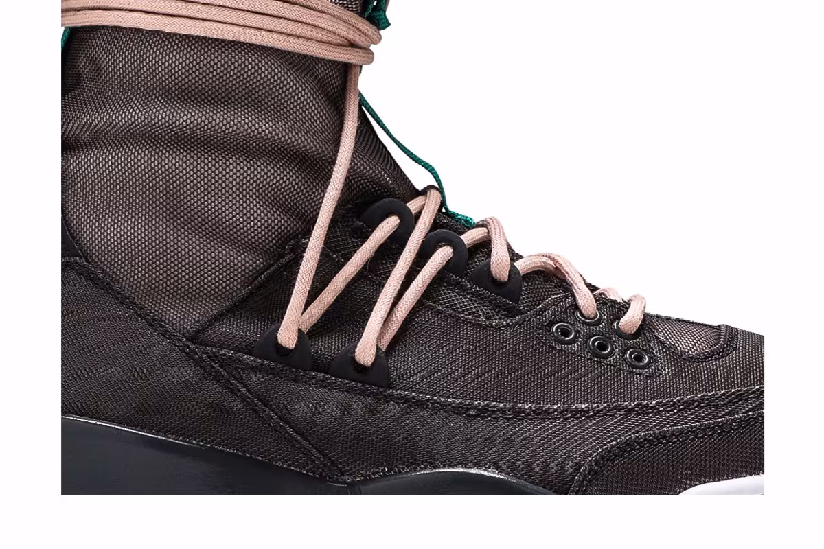 Women's Air Jordan 3 RTR Explorer Lite XX Anthracite Green, view 3