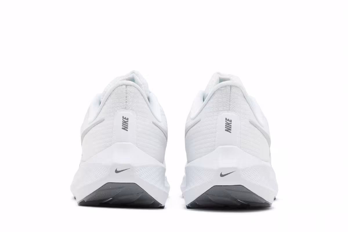 Nike Air Zoom Pegasus 39 White Grey Fog, view 7