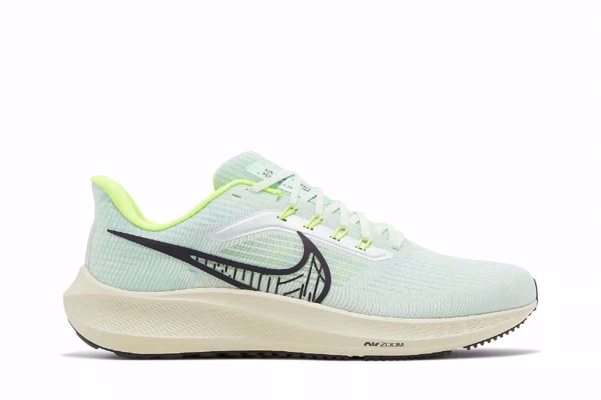 Nike Air Zoom Pegasus 39 Barely Green, view 2