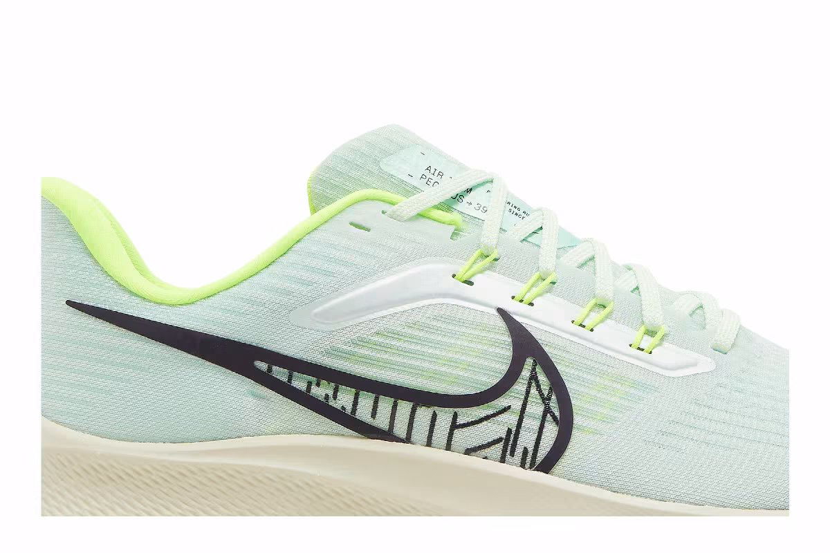 Nike Air Zoom Pegasus 39 Barely Green, view 3