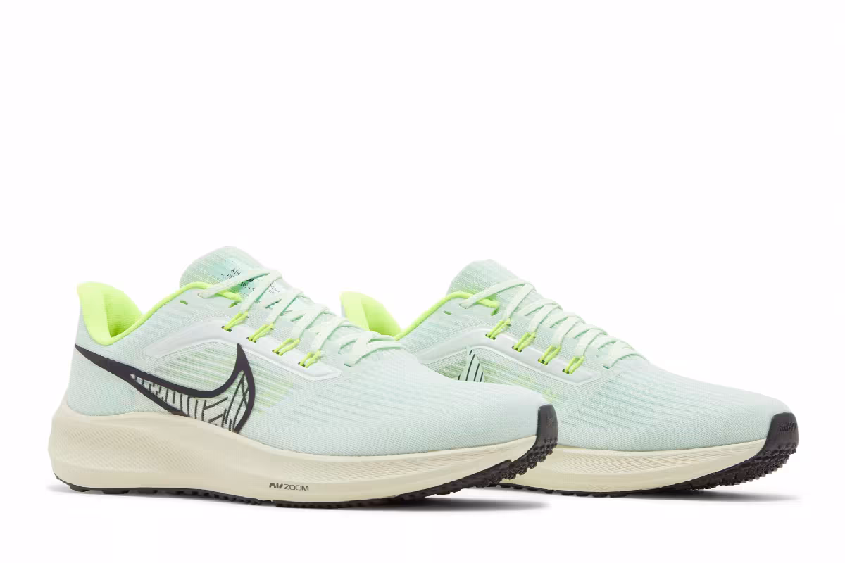 Nike Air Zoom Pegasus 39 Barely Green, view 9