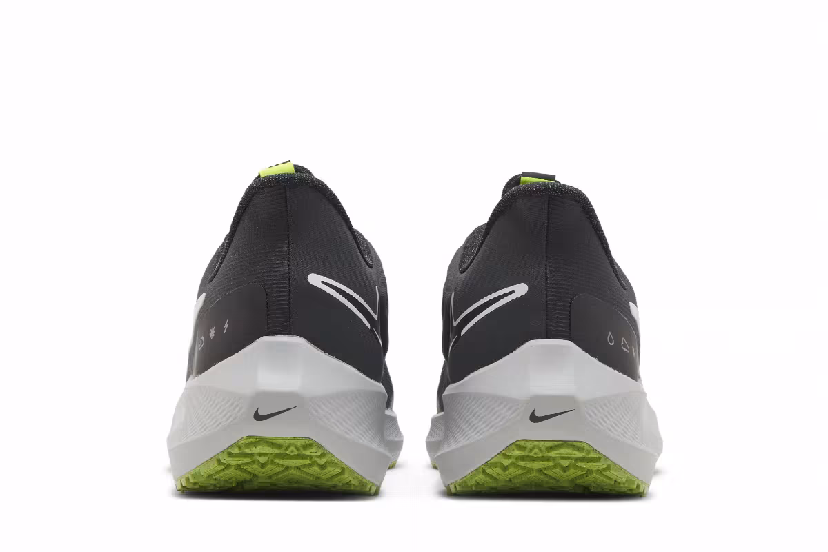 Nike Air Zoom Pegasus 39 Shield Black Dark Smoke Grey, view 7