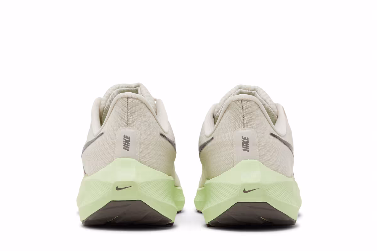 Nike Air Zoom Pegasus 39 Red Plum Volt, view 7