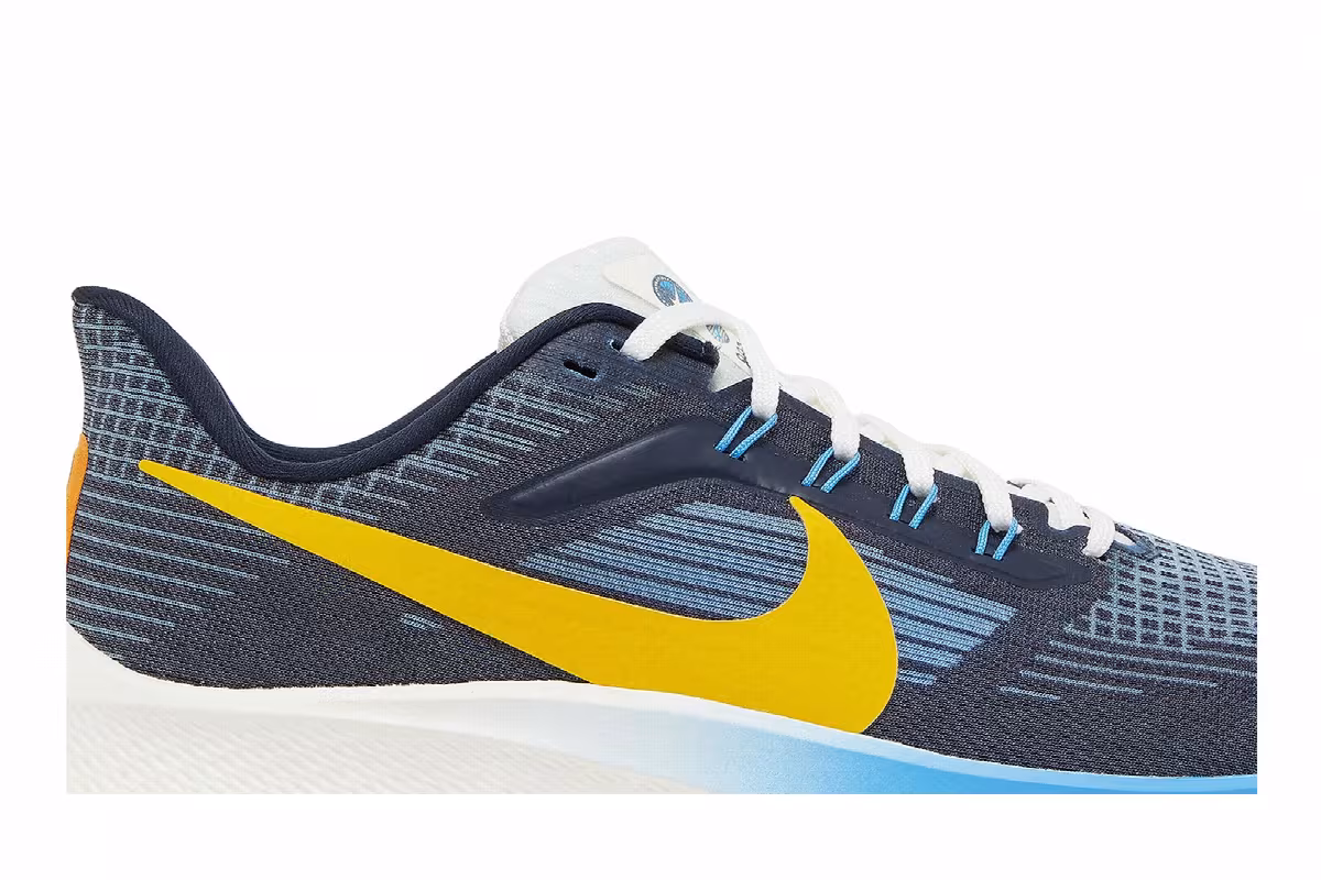 Nike Air Zoom Pegasus 39 Premium Obsidian Yellow, view 3