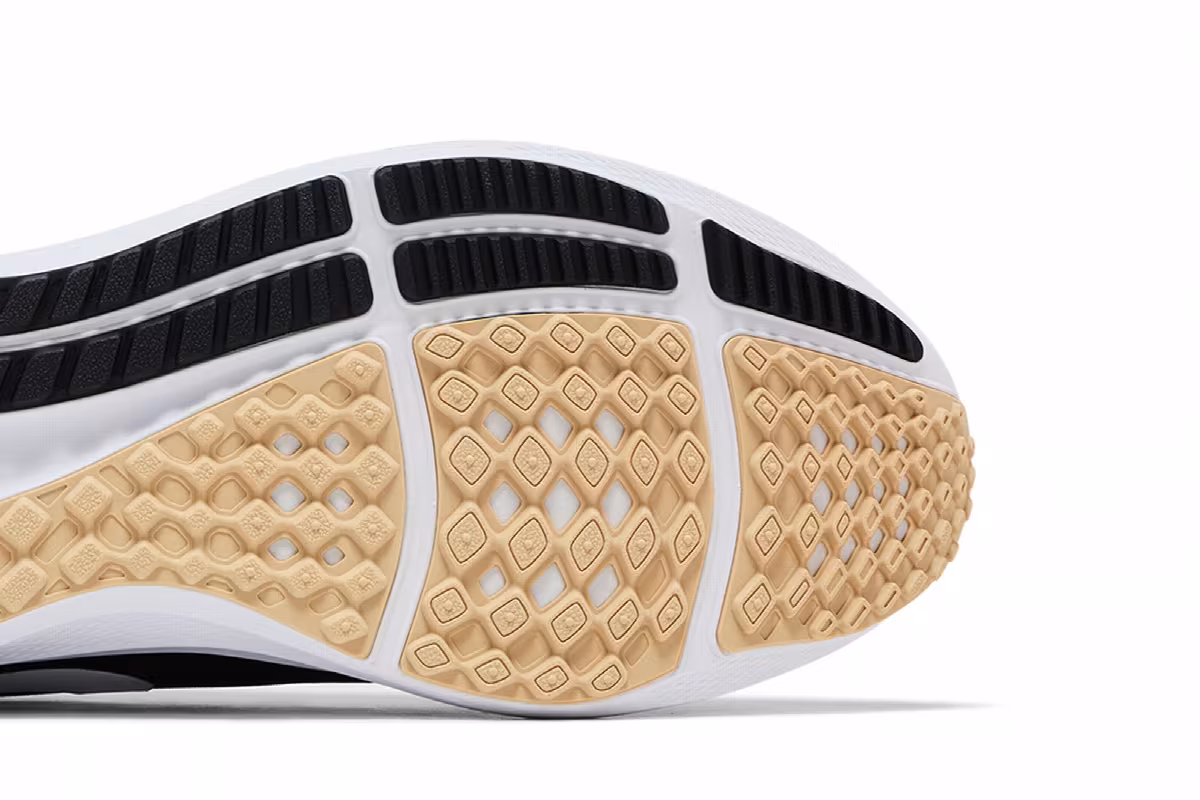 NFL x Nike Air Zoom Pegasus 39 New Orleans Saints, view 6