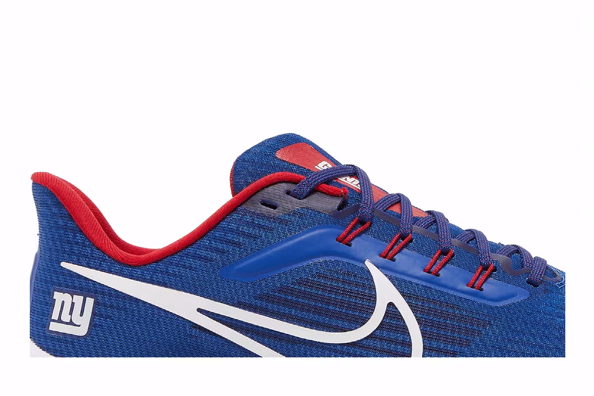 NFL x Nike Air Zoom Pegasus 39 New York Giants, view 3